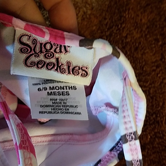 Swimsuit - Picture 3 of 3